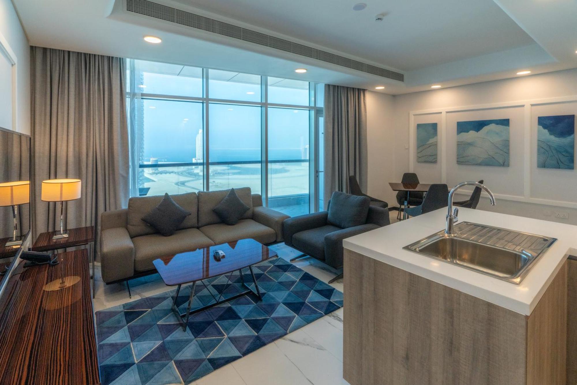 S Plaza Suites Hotel Seef Экстерьер фото